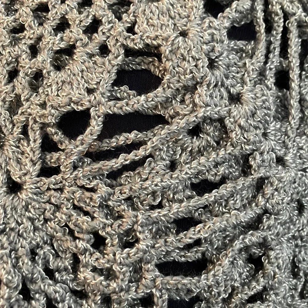 Chic Gray Crochet Women's Poncho Handmade one size Elegant NWOT One of‎ a kind
